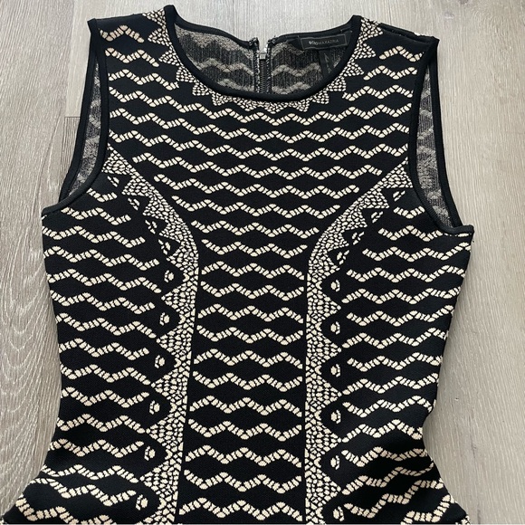 BCBGMaxazria Wilma Dress Black Cream Print Fit Flare Stretch - Picture 3 of 13